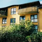 Genat Гостевой дом 3*