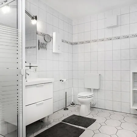 Genat Casa de hóspedes 3*